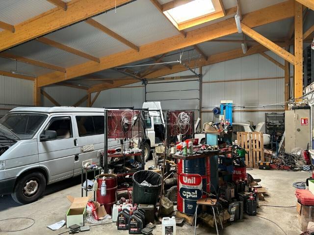 Local d'activité à vendre Chinon Proche A85 et commerces