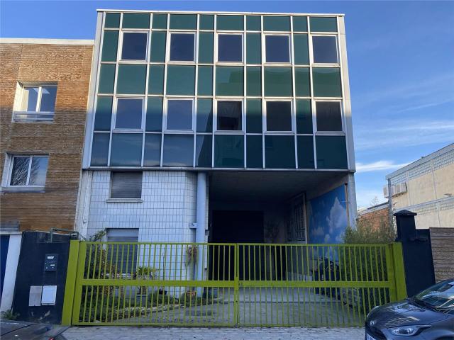 Local d'activité à vendre Aubervilliers Proche A86 et RER B