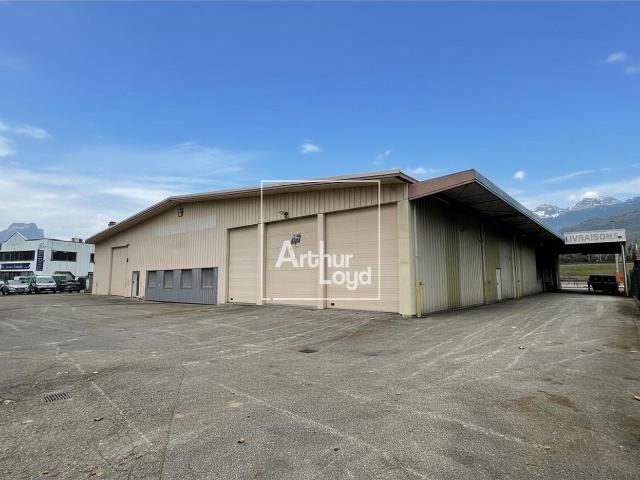 Local d'activité à vendre Gières Accès immédiat rocade Sud