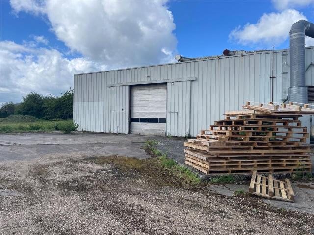 Local d'activité à vendre Le Petit Quevilly Accès direct A13
