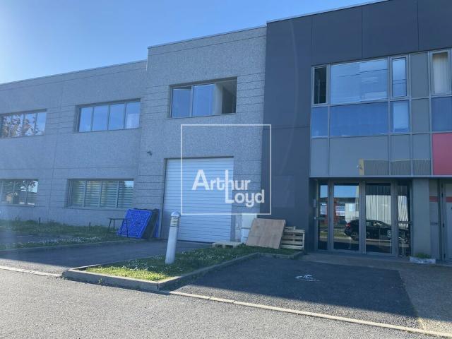 Local d'activité à vendre Lieusaint Parc sécurisé Proche A5