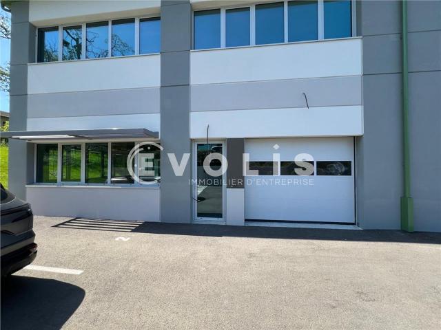 Local d'activité à vendre Lissieu Proximité grands axes