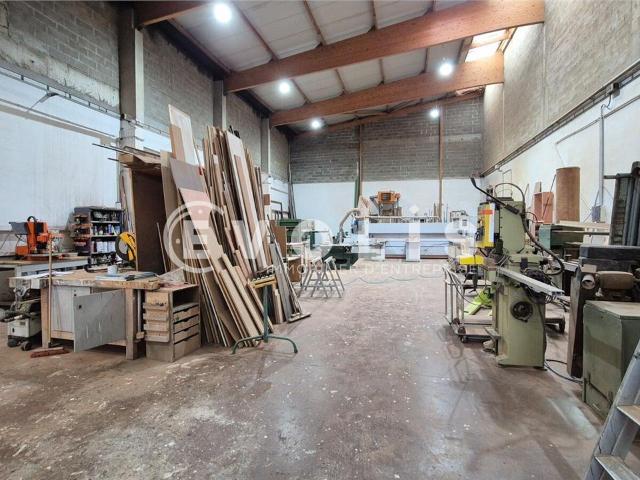 Local d'activité à vendre Pontault Combault Proche N4 et N104