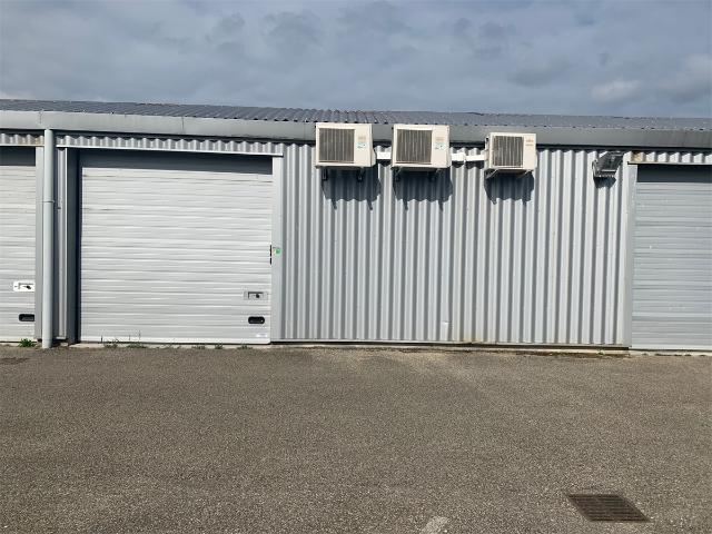 Local d'activité à louer Tossiat Proche sortie 7 Bourg Sud