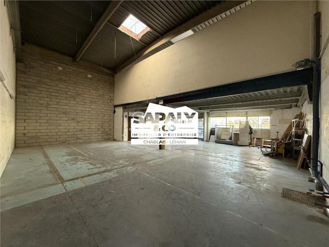 Local d'activité à louer Ville la Grand Zone du Mont Blanc