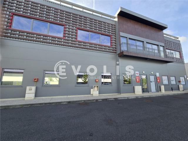 Local d'activité à louer Villebon sur Yvette Proche A6, A10 et N118