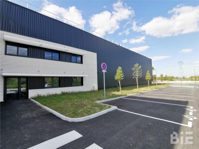 Local d'activité à louer Ambarès et Lagrave Proche A10