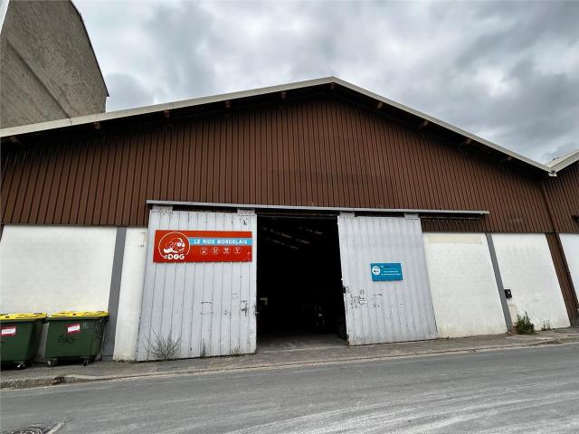 Local d'activité à louer Bordeaux Bastide Accès plain pied