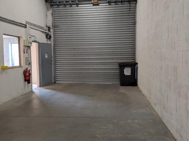 Local d'activité à louer CHAMBERY 73 125 m²