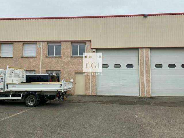 Local d'activité à louer Chassieu Proche Rocade Est