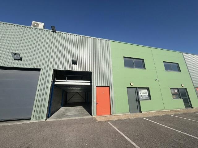 Local d'activité à louer Civrieux ZI Technoparc Saône Vallée
