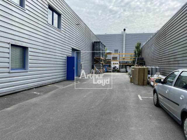Local d'activité à louer Grigny Accès A6 et RER D