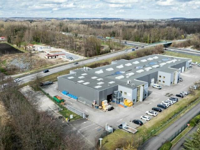 Local d'activité à louer La Verpillière Face à l'A43