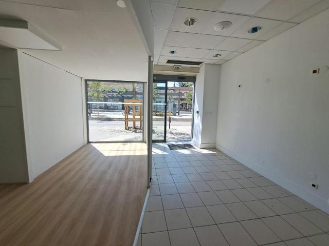 Local d'activité de 213 m² à Villeurbanne au prix de vente de 491 000