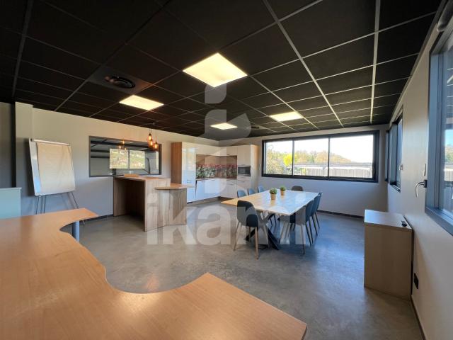 Local D'activite / Entrepot 550m² La tour du pin