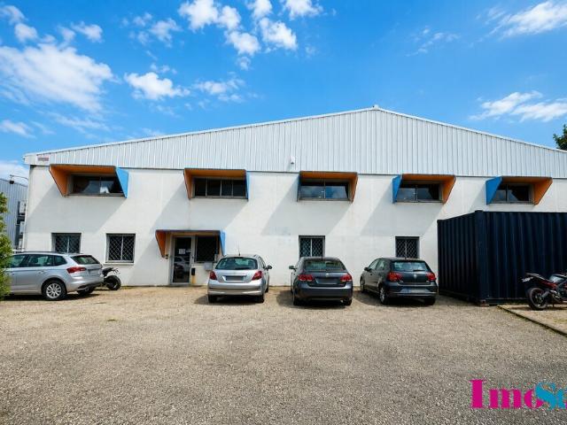 Local d'activité industriel à vendre Le Haillan Proche transports