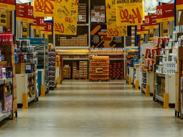 LOCAL D'ACTIVITE QUIMPER 586 m2 GRANDE ZONE COMMERCIALE