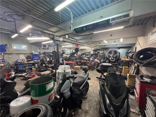 Local d'activités à vendre Nanterre Proche A86 et RER A