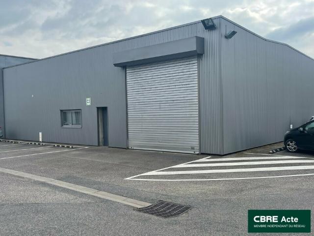 Local d'activités à vendre Heillecourt Proche A33 et A331