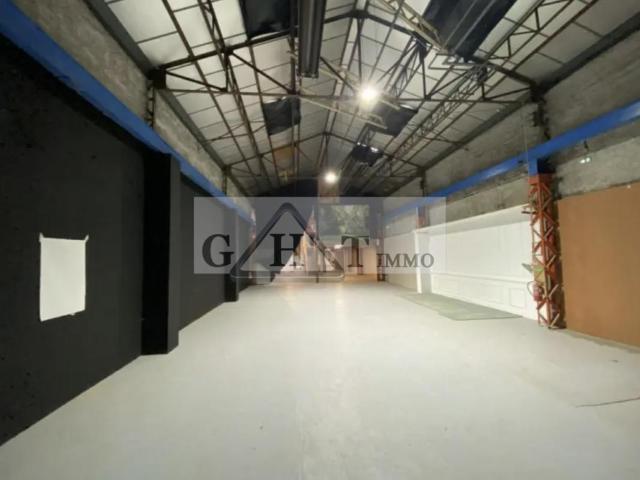 Local d'activités à vendre 1136m2 Aubervilliers