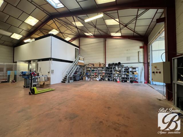 Local d'activités de 270 m2