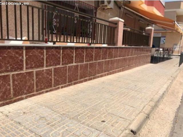 Local de 400 m2 en Barriada Hispanoamérica