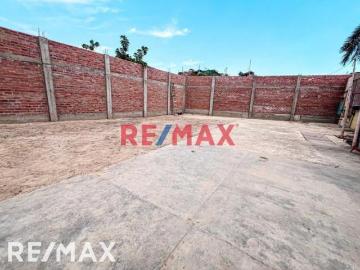 Local De 460M² Almacen O Taller Alt De Rosa Luz Puente Piedra