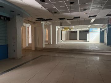 LOCAL DE 500M2 EN ZONA DE ALTO FLUJO COMERCIAL