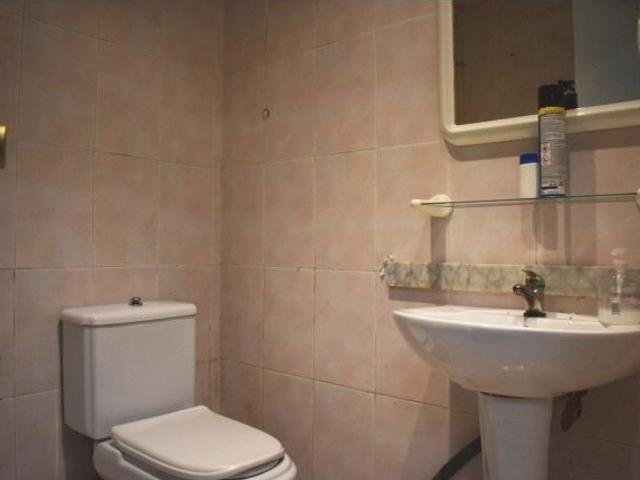 Local de 50 m2 en Av Madrid, frente al Mercado Delicias y junto Pso. Calanda
