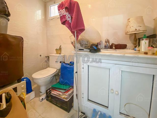 Local de 50m² à louer à Av. Prince Héritier, Tanger