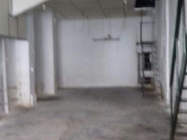 Local de 100 m2 en Duquesa de la Victoria zona comercial Logroño. !