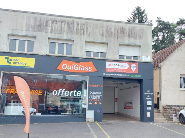 LOCAL DE 300 M2 AXE TRES PASSANT