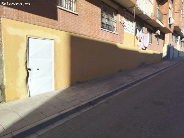 LOCAL DE CUARENTA METROS EN ALCALÁ DE GUADAIRA