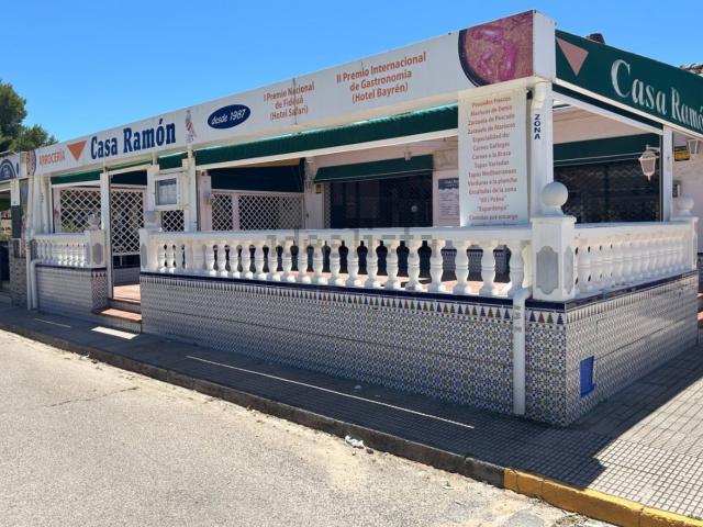 Local, Denia