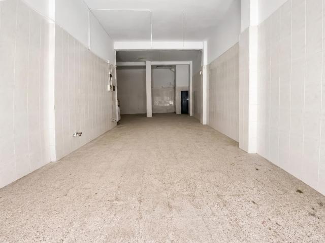 Local Diáfano de 96 m2 con Salida de Humos – Ideal Inversión o Cambio de Uso en Carolinas Bajas