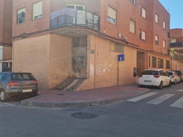 Local diáfano en el centro de San Javier ideal inversión