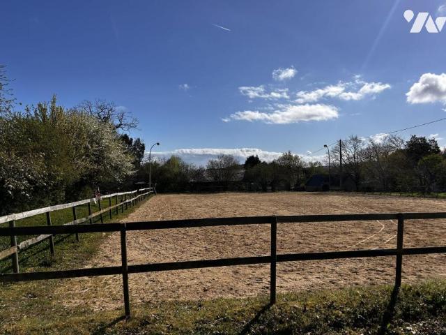 Local divers en vente à, 287000€