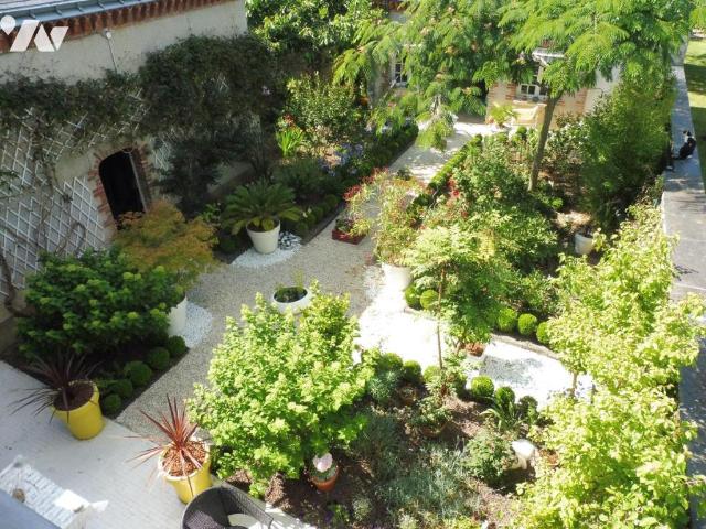 Local divers en vente à, 390000€