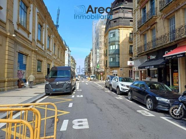 Local, Donostia San Sebastián