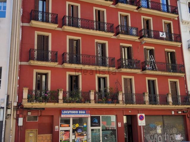 Local, Donostia San Sebastián