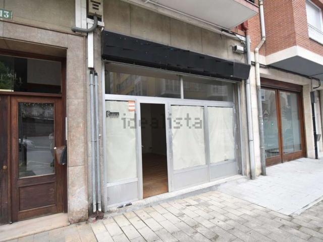 Local, Eibar