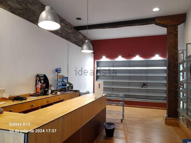 Local, Eibar