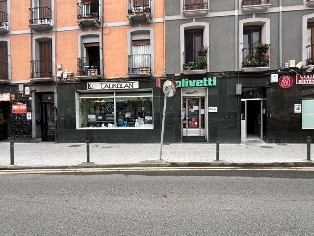 Local, Eibar