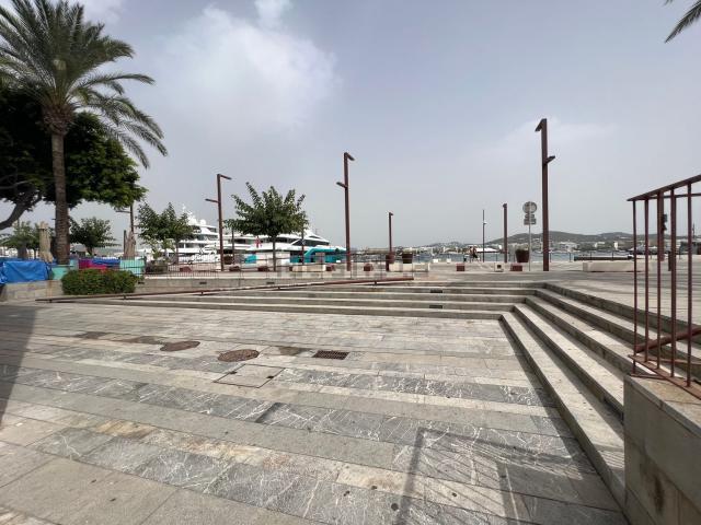 Local, Eivissa