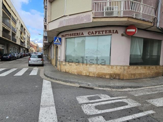 Local, El Vendrell