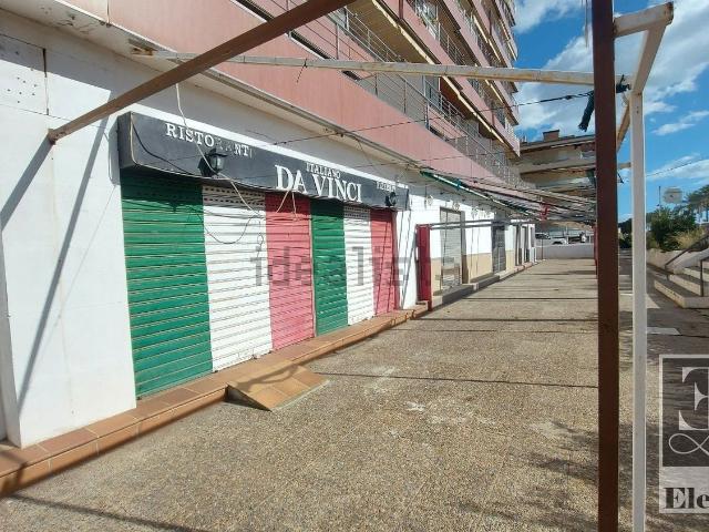 Local, El Vendrell