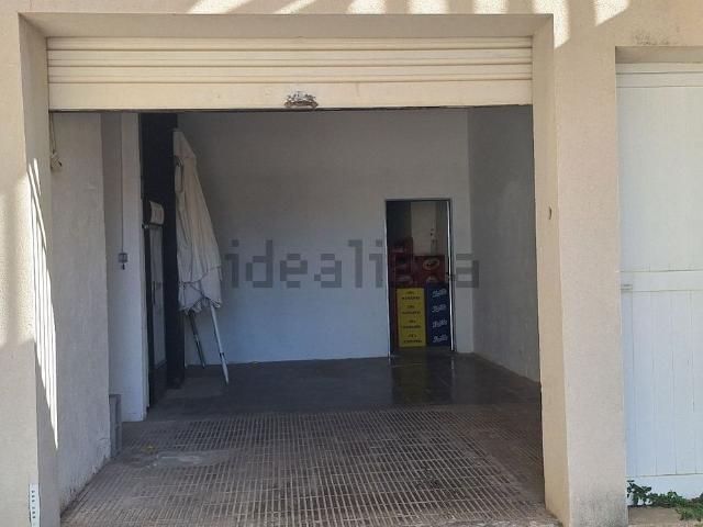 Local, El Vendrell