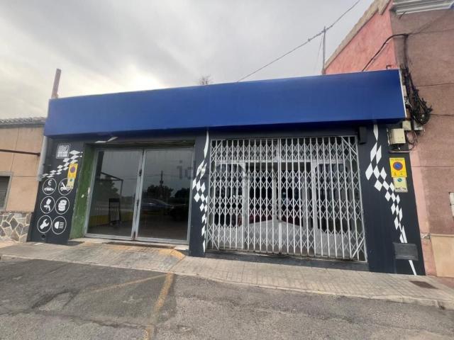 Local, El Campello