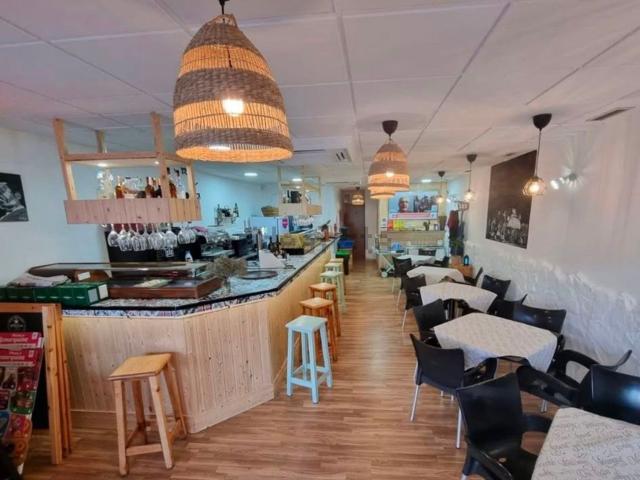 Local, El Campello