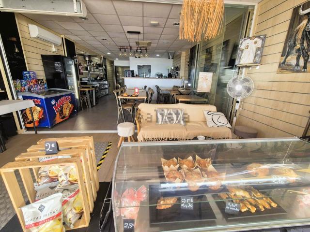 Local, El Campello